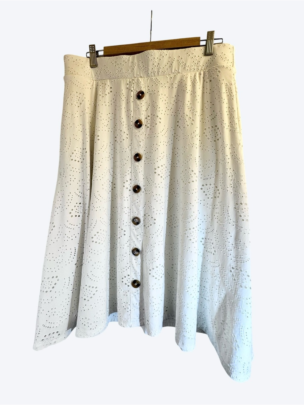 Torrid Women’s White Eyelet Midi Skirt Size 0 Boho Cottagecore Lined Size 0/L